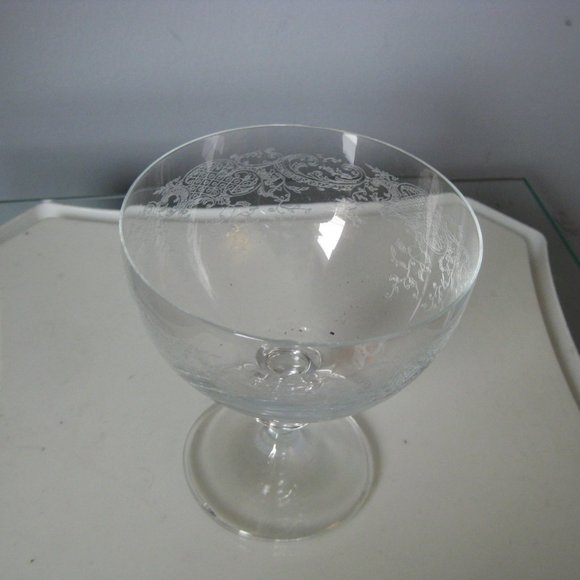 Mikasa Crystal Barware Victorian Lace 4 Saucers (coupes) - Picture 5 of 5